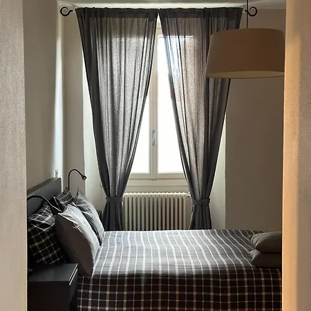 Apartment Holiday Curt De L'elba With Private Garden And Parking - Cernobbio