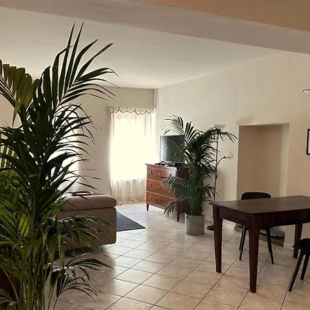 Holiday Curt De L'elba With Private Garden And Parking - Apartment *