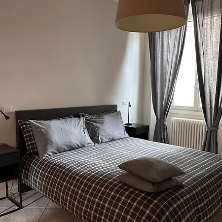 Curt De L'elba With Private Garden And Parking - Apartamento *
